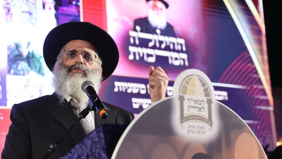 רבבות בהילולה המרכזית לזכרו של רבי יורם מיכאל אברג'ל זיע''א: הכנסת ספר תורה, סיום הש''ס ותפילה למען כוחות הביטחון