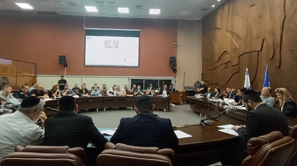 למרות הביקורת הציבורית, מועצת העיר באר שבע אישרה את הארכת היטל השמירה לשנתיים נוספות