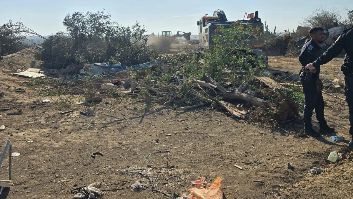 פזורת אלעביד פונתה משטח עומר: ''צעד משמעותי בהסדרת הבנייה הבלתי חוקית בנגב'' (תיעוד)