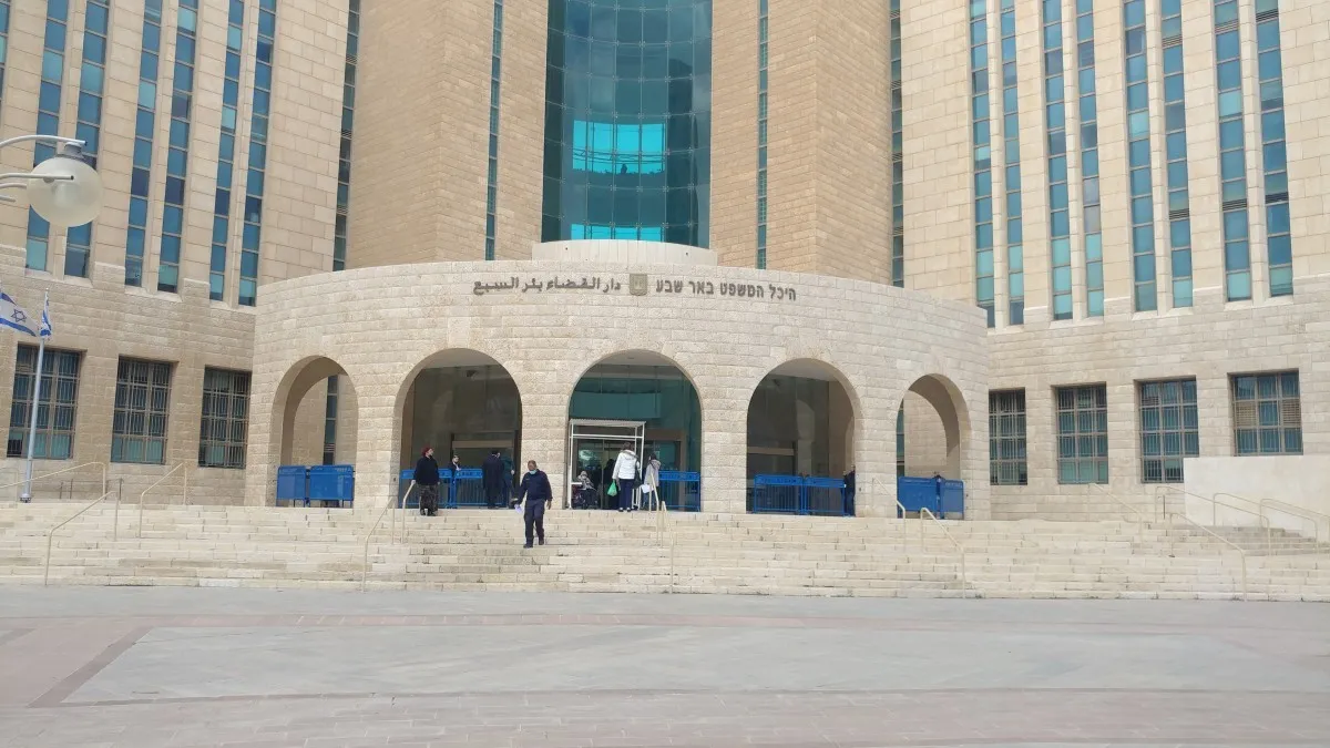 הותר לפרסום שמו של חשוד בעבירות הונאה, זיוף והלבנת הון: עו''ד אלכס שוד