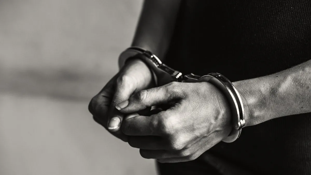 32 חודשי מאסר למנהל מפעל שהורשע בניצול מיני של עובדת עם שיתוק מוחין