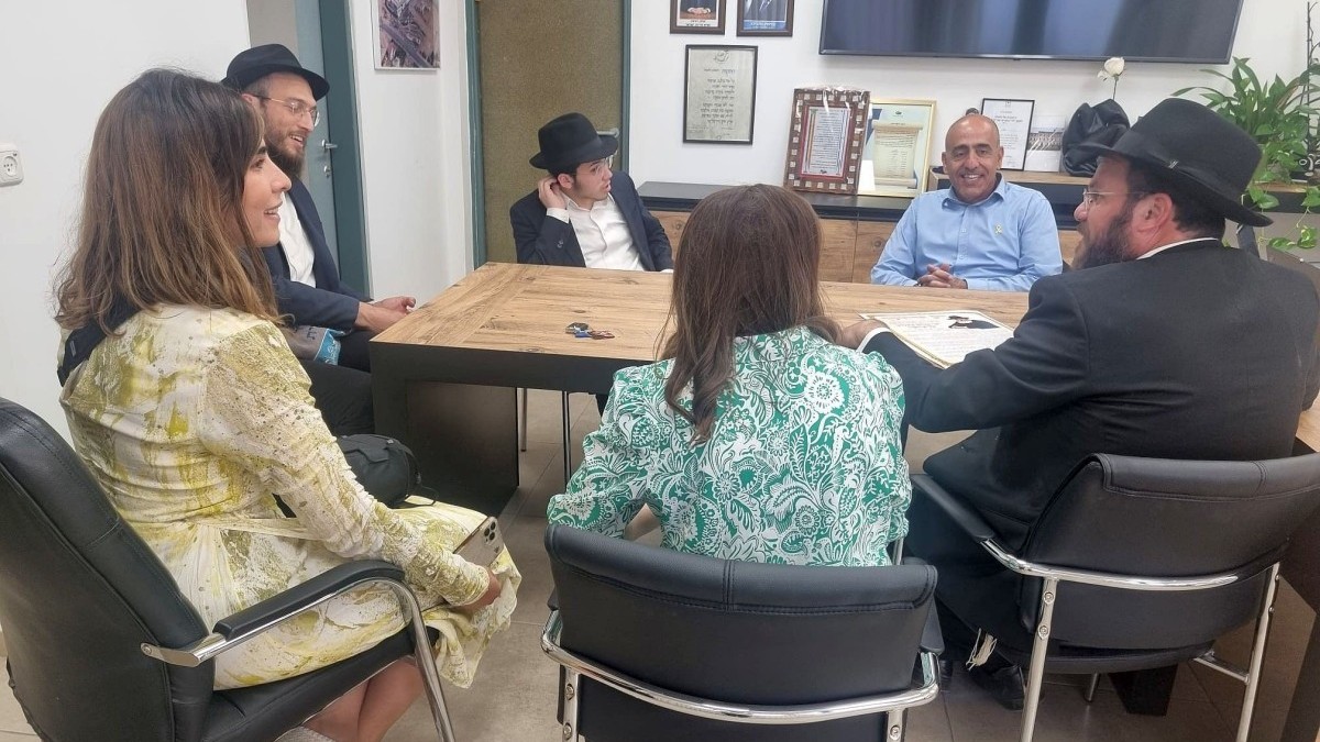 ''טבילה ראשונה והתרגשות גדולה'': המקווה החדש בכרמית נחנך – והפרק היומי עסק בדיוק בזה