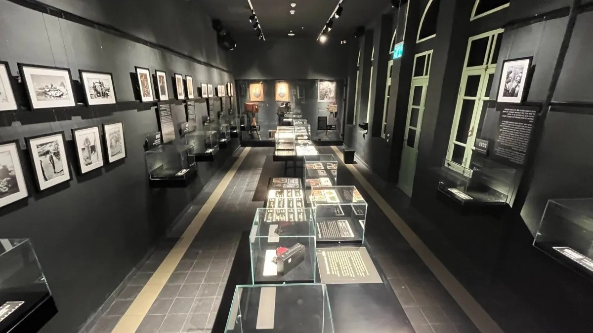 מי בכלל היה משלם על כרטיס למוזיאון – כשאפשר לקבל את זה חינם, ליום אחד בלבד?