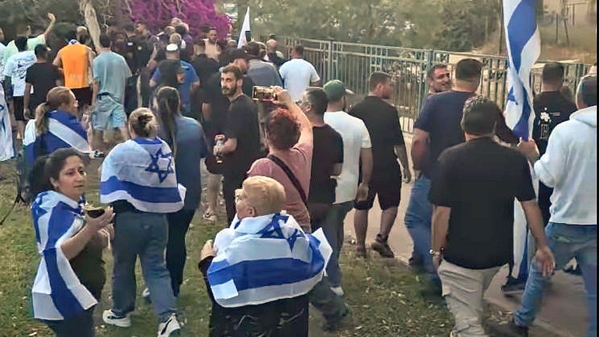  סערה בבאר שבע: הפגנה פרו-פלסטינית עוררה זעם – העירייה פנתה למשטרה