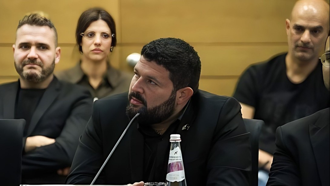 נתניהו חתם: כתב הסמכה לסגן השר אלמוג כהן, יהיה אחראי על שורת פרוייקטים לאומיים