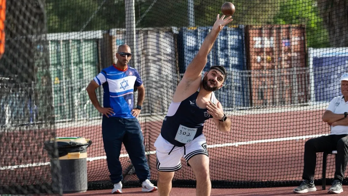 מנואל חנוכייב כובש את המסלול: ספורטאי מבאר שבע עם לקות ראייה בדרך לגראנד פרי בשווייץ