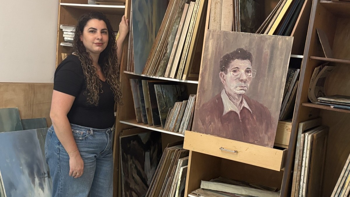 האוצר נחשף: מאות ציורים של ג'ק סטול יוצאים מהארון אל תערוכה ראשונה בביתו בבאר שבע