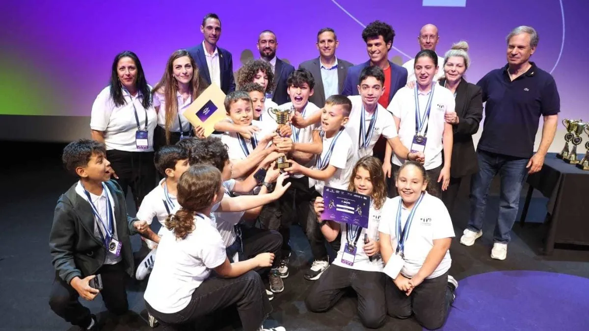פריצת דרך ממיתר כל הדרך לחלל: תלמידי בי''ס ''נבון'' זכו במקום הראשון באולימפיאדת החלל הבינלאומית