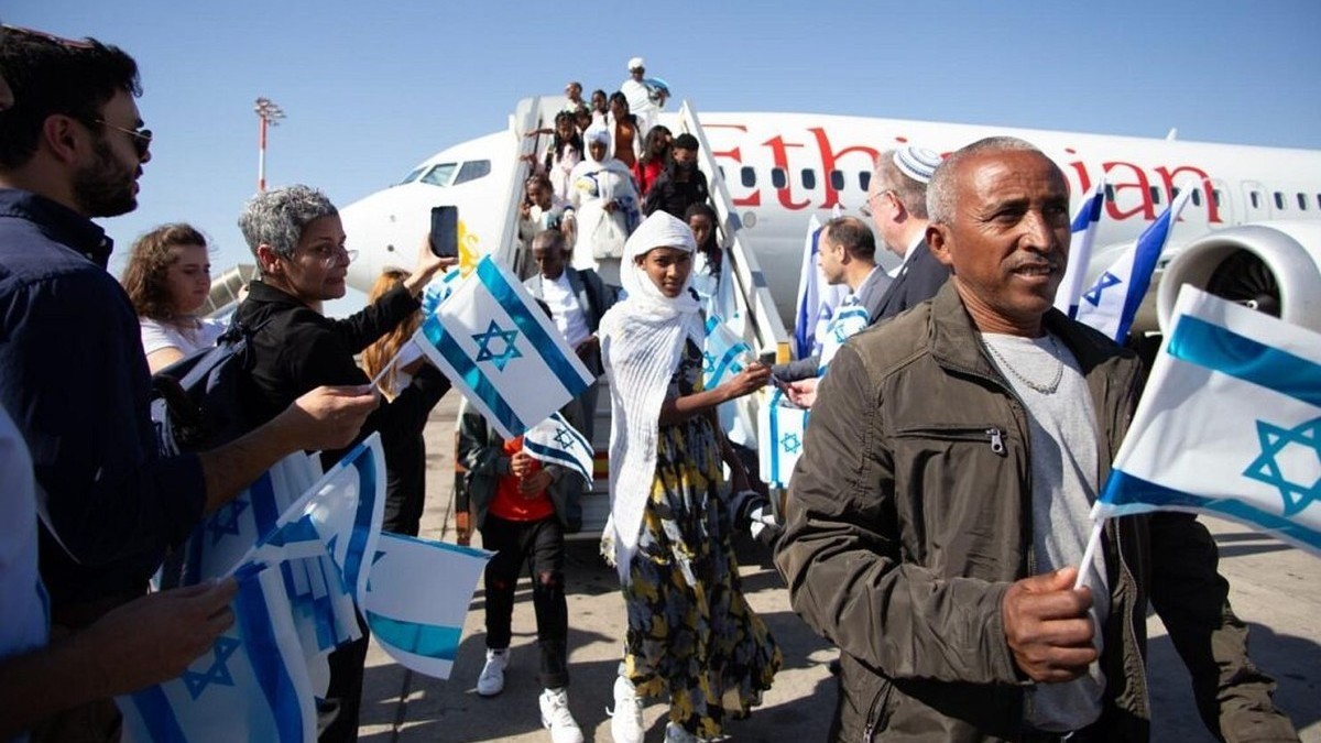 חמ''ל, פינוי לקשישים ומבצע ‘’עוטף עולים'': כך משרד העלייה והקליטה דואג לעולים החדשים תחת אש