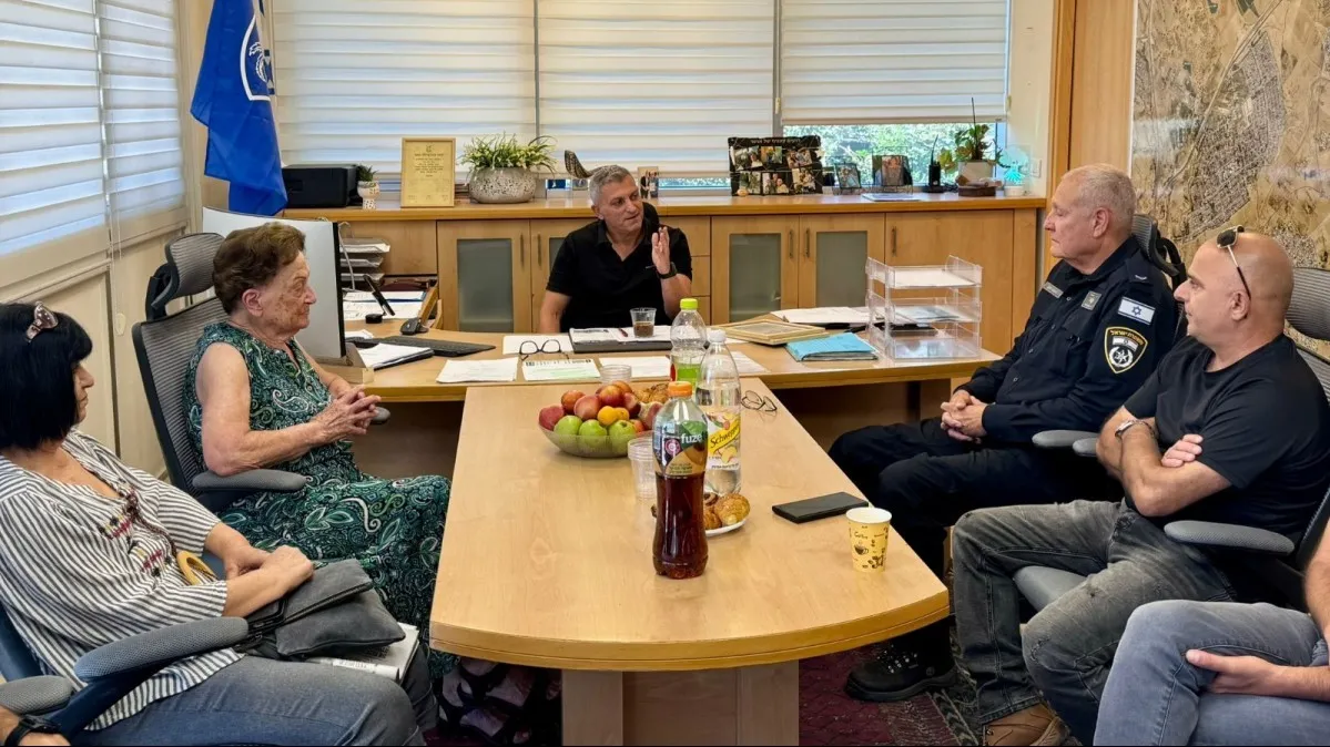 הרוח הקהילתית בעומר: תעודות הצטיינות הוענקו למתנדבים על תרומתם הייחודית ליישוב