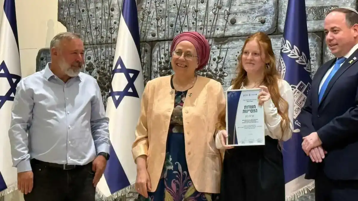 אביבה דגן מבאר שבע זכתה באות הנשיא: ''אהבתי נתונה לניצולי השואה''