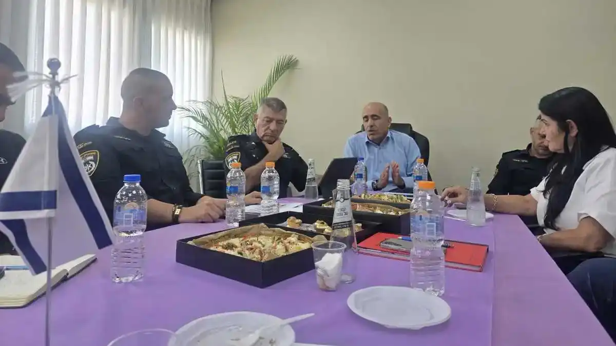 ניצב פרץ עמר במיתר: כוחות יצויידו בנשקים ארוכים, תוכנית ביטחונית רחבה ביישוב