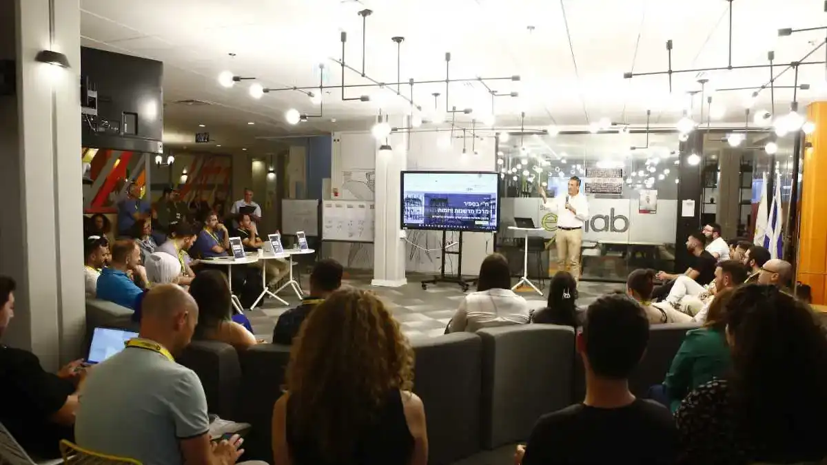 ממלחמה בטרור חקלאי ועד מציאת חניה: סטודנטים מספיר חושפים אפליקציות פורצות דרך 