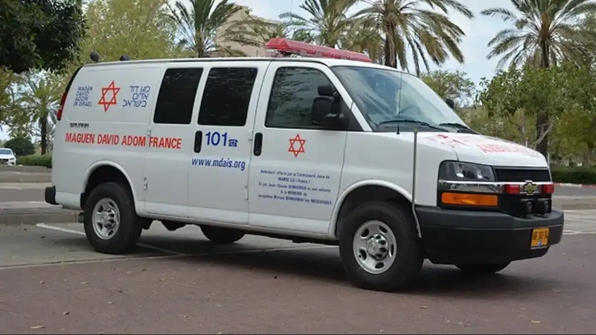 באר שבע: הולך רגל בן 60 נפגע ממשאית, פונה במצב קשה