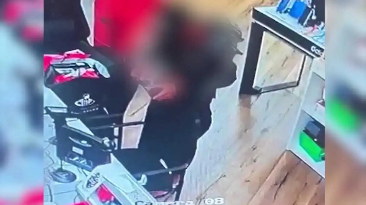 בושה: תושב באר שבע פרץ וגנב מדירה זמנית של מפונים (תיעוד)