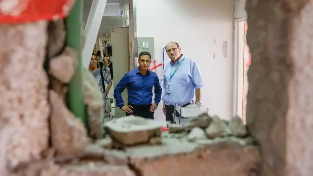 דנילוביץ' וחברי המועצה ערכו סיור חירום בסורוקה, אך הממשלה מתעלמת מבאר שבע 