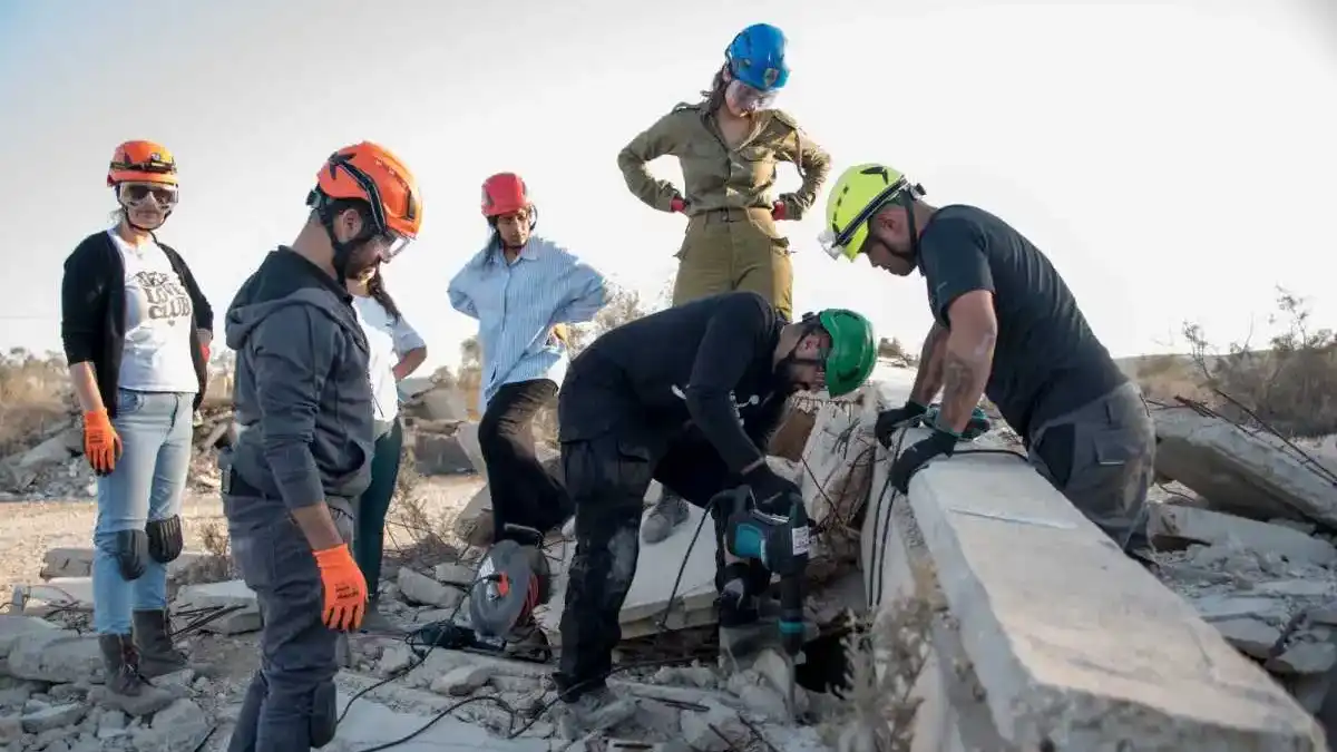 אחדות וערבות הדדית בבאר שבע: הסתיים מחזור לחרדים של יחידת החילוץ העירונית