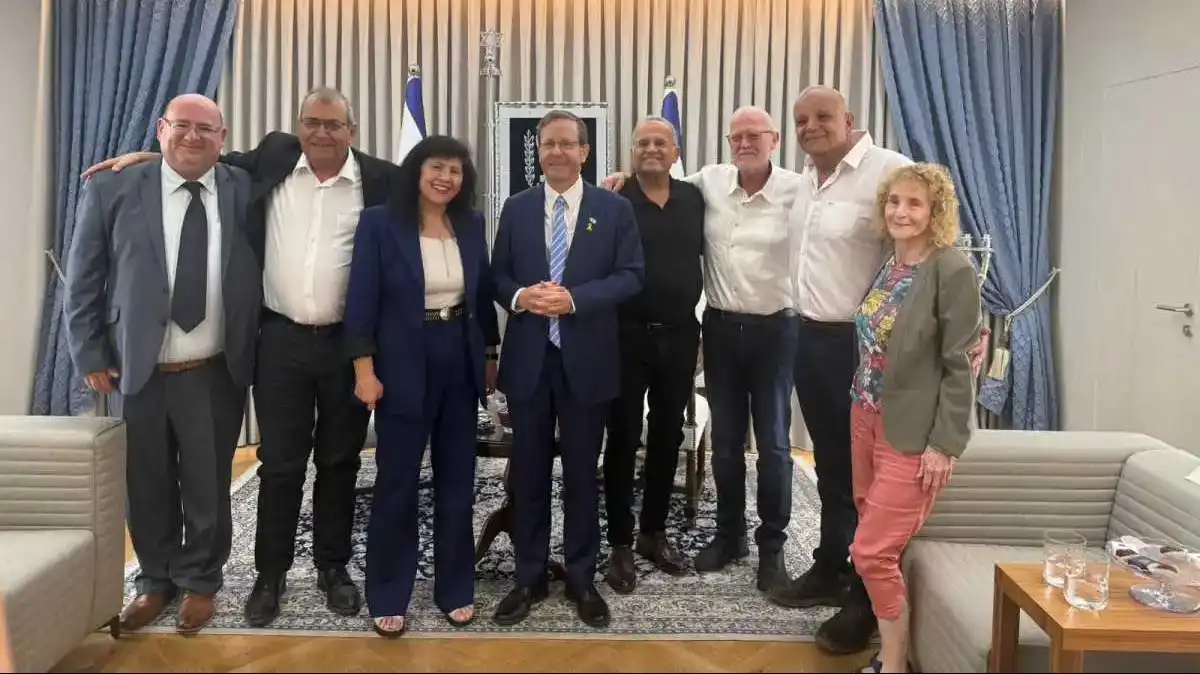 הנשיא אירח את עמותת 'ישראל למען הנגב': ''נשמח להיות אוזן קשבת לצרכי התושבים''