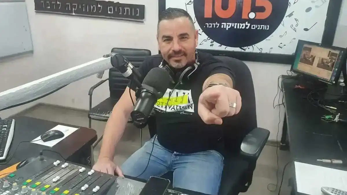 השדרן האהוב הובא למנוחות: ''את ליבו הגדול אפשר היה לשמוע בכל שידור''