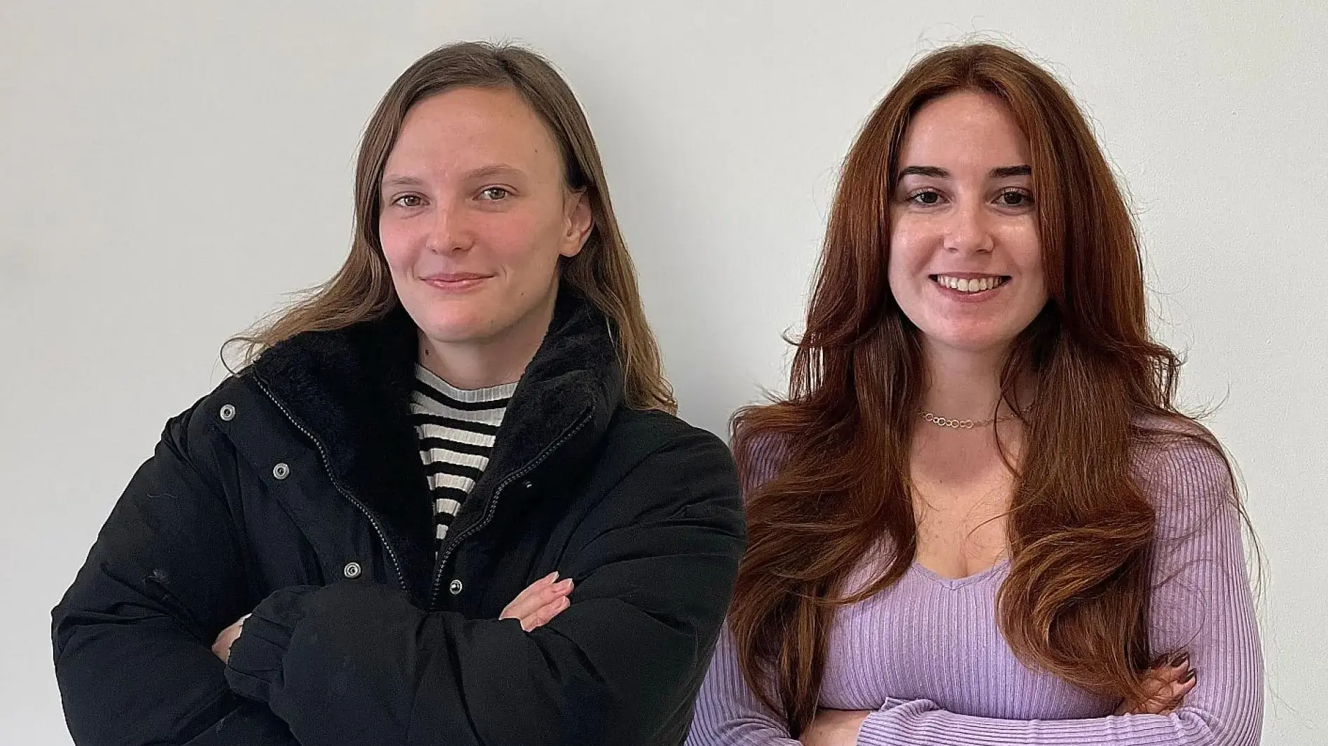 לאה שפירא וסשה פרידלנד מציגות פרויקט עיצוב בכנס בינלאומי בריאד