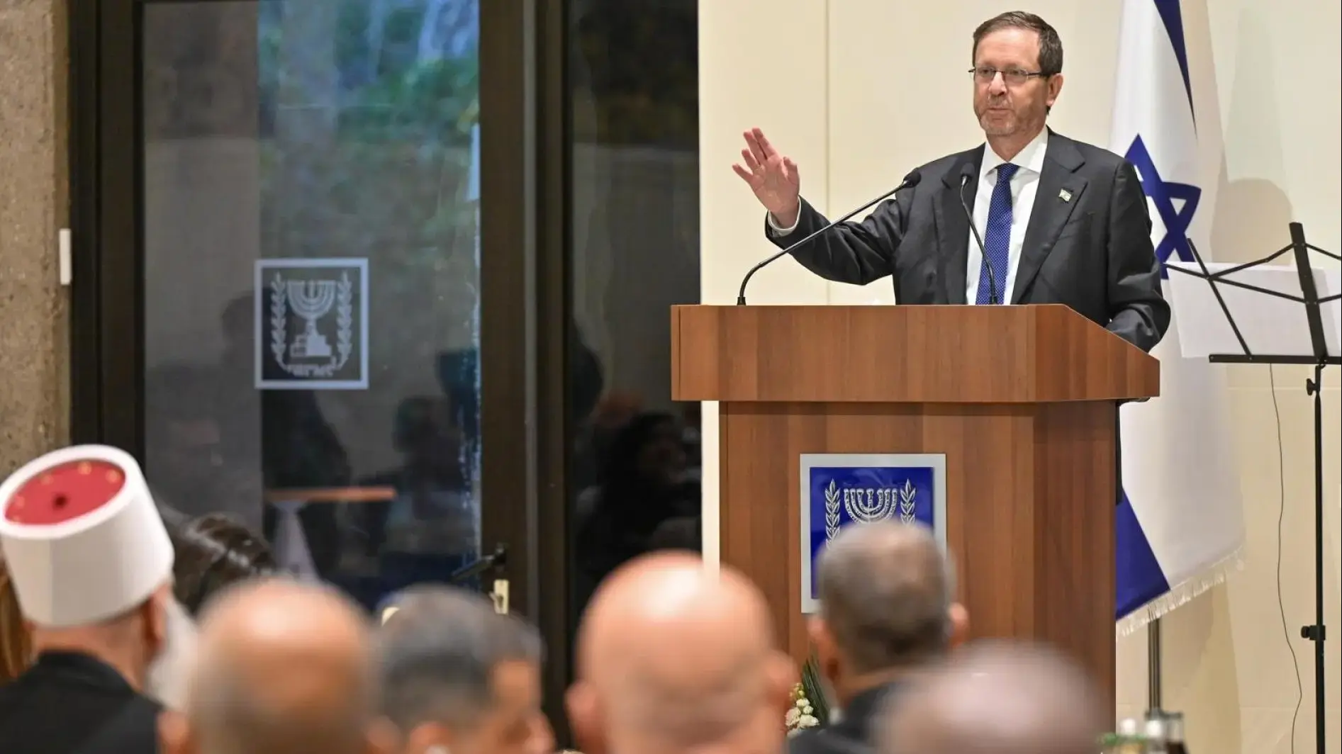 נשיא המדינה באיפטאר בבית הנשיא: 'האלימות בחברה הערבית היא סכנה ביטחונית לאומית - אנחנו במצב חירום'