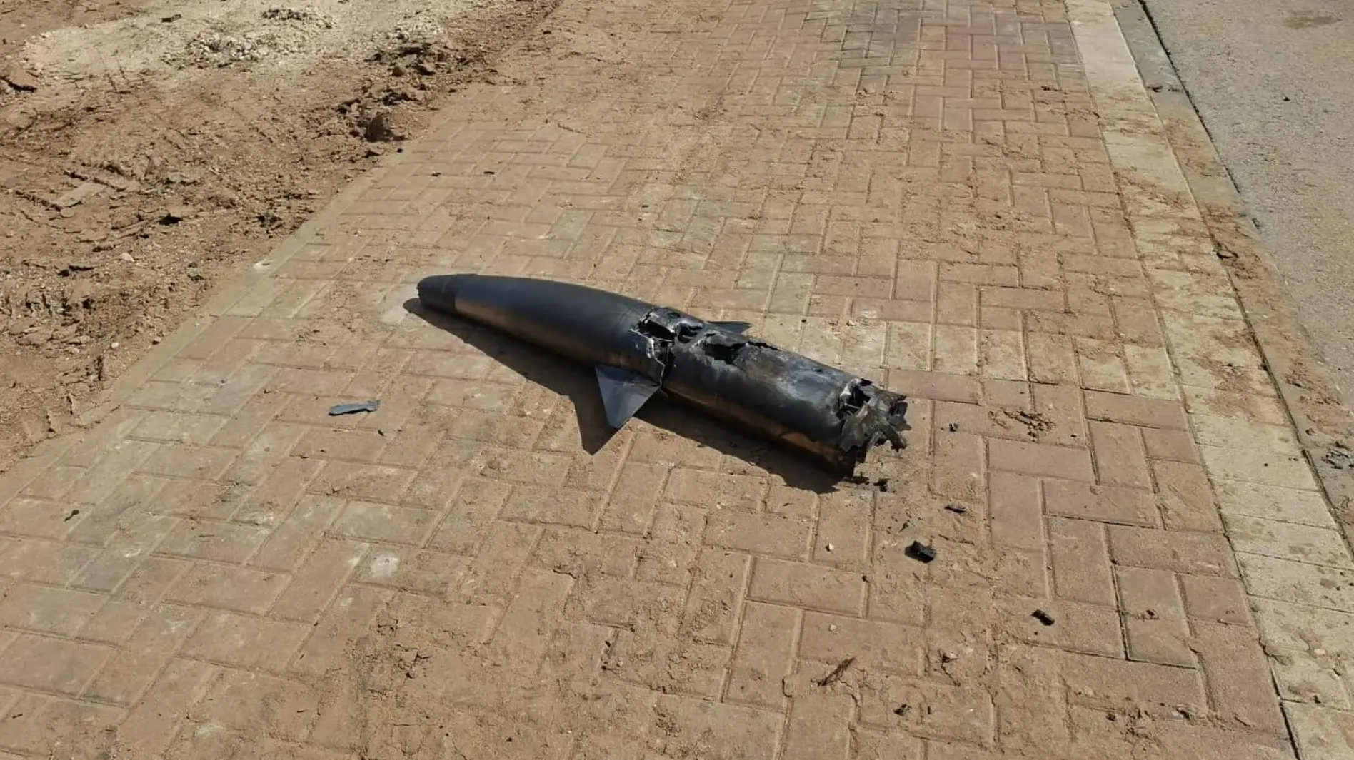 רסיס מיירט נפל בשכונה בבאר שבע - נזק לרכוש, ללא נפגעים