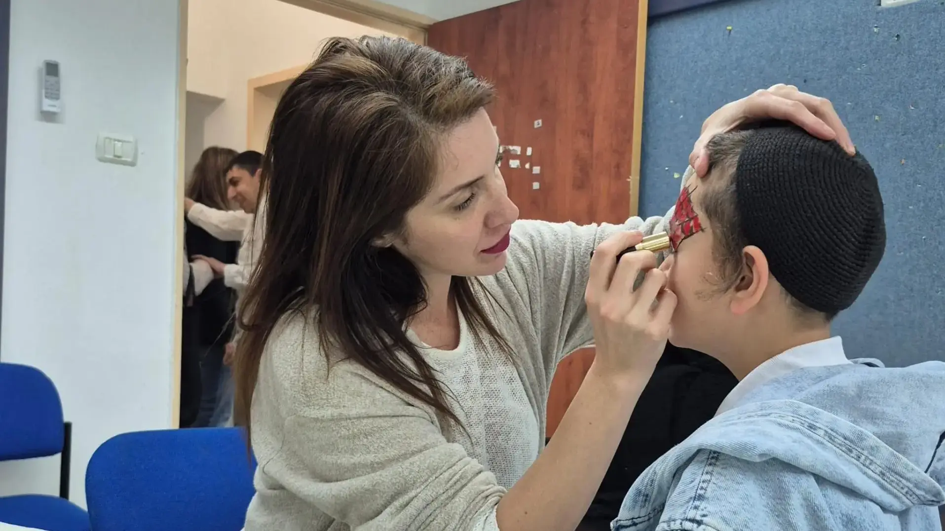 פורים במועדונית ית''ד