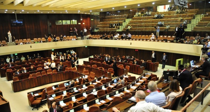 הכנסת דנה בקריסת העסקים בנגב