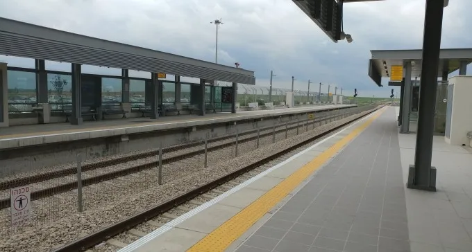 אפקט האומיקרון: עשרות נהגי רכבת בבידוד, קווים לב''ש צומצמו
