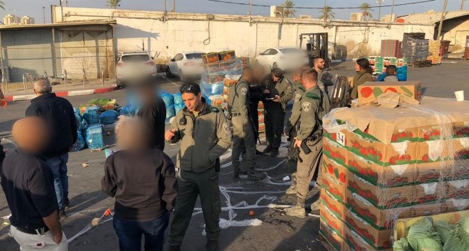 טונות של תוצרת חקלאית מוברחת מעזה הוחרמו בשוק הסיטונאי בב''ש