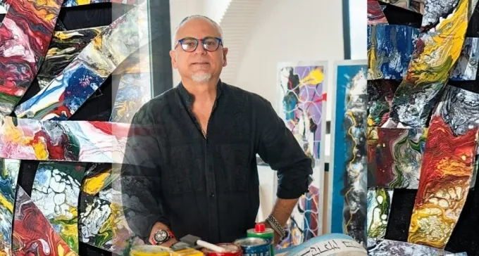 האומן יגאל פדידה בתערוכה נודדת בוילות רסקו בבאר שבע