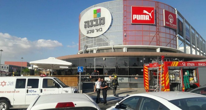 צפו בתיעוד: דליקה בבית קפה במתחם ''מבנה''