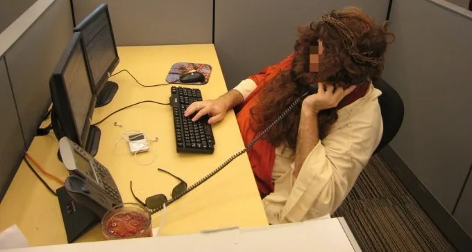 מקומם: חברה מתקשרת לבאר שבעים להציע להם הימורים - ביום הזיכרון