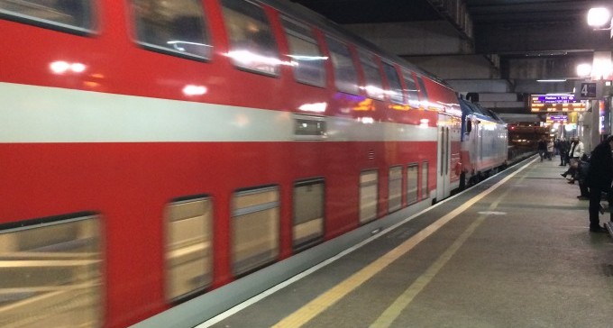בשורה משמחת: קו הרכבת ב''ש-תל אביב יפעל גם בלילה