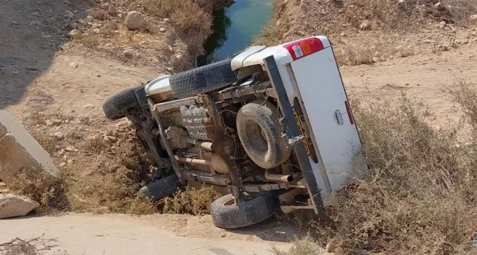 ניסה להתחמק מהשוטרים, התהפך עם רכבו לתוך נחל ב''ש - ונמלט
