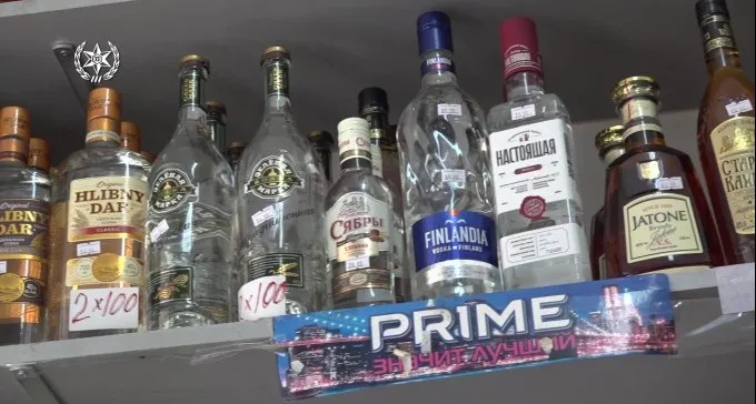 נתיב האלכוהול המזויף בנגב: כך פיצחה המשטרה את מקור הוודקה הרעילה