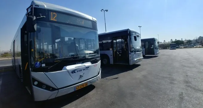 עלה לאוטובוס, לא רצה לשלם כרטיס - ואז הגיע שוטר