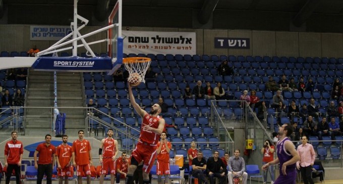 עוד ניצחון כזה ואבדנו: כמעט הפסידו לאחרונה בטבלה