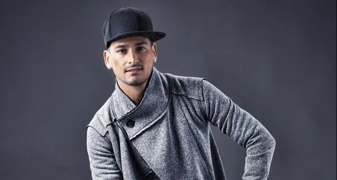 בוזגלו יתנצל, יקבל קנס (יזמין את הקבוצה לארוחה?) ויחזור לאימונים