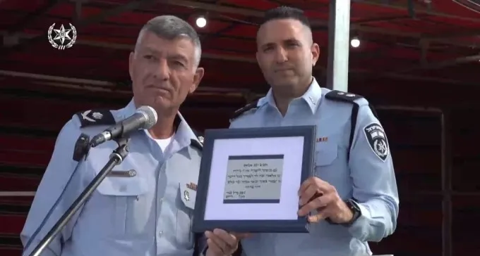 ''נילחם בנשק הבלתי חוקי''