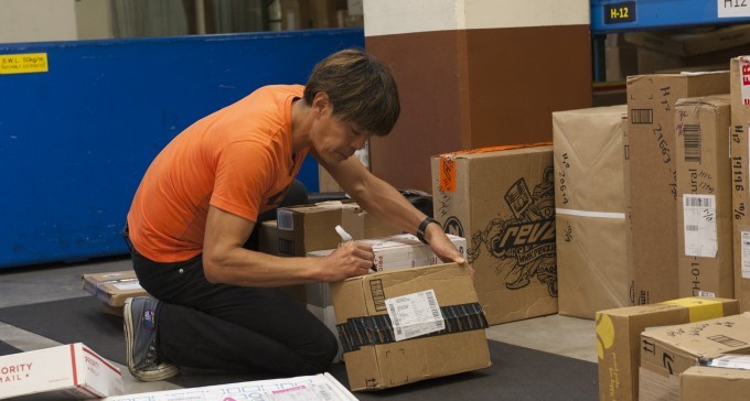 משרד הכלכלה מרחיב את הייבוא האישי. איך זה ישפיע על המסחר בב''ש?