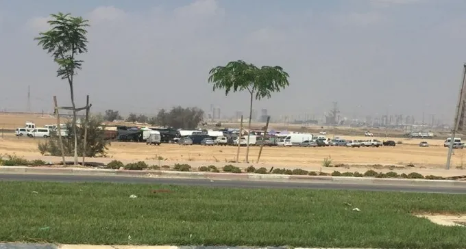 השוק הבדואי שב לפעול, 3.5 ק''מ מזרחית ממקומו המקורי