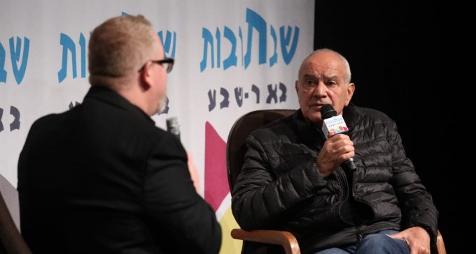 דן חלוץ בשבתרבות: ''שלושת תיקי נתניהו מובילים לכלא''