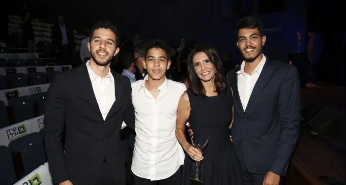 אות "אישה פורצת דרך" הוענק לאלונה ברקת כהוקרה על פעילותה