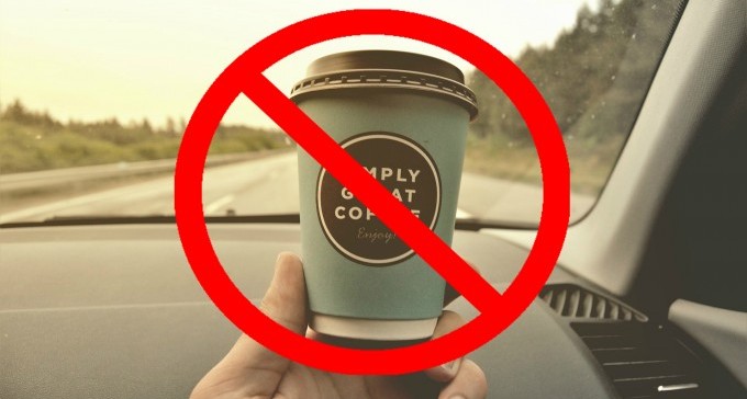 מתגלחים או שותים קפה בזמן הנהיגה? מעכשיו תחטפו קנסות כבדים