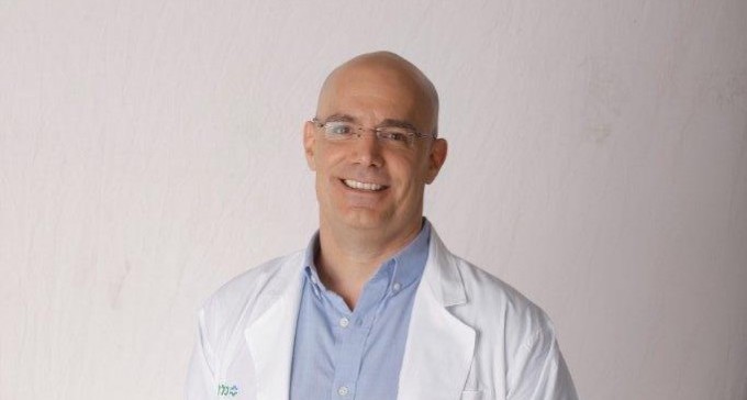 ספר חדש של פרופ' אייל שיינר, מנהל מחלקת נשים ויולדות ב' בסורוקה