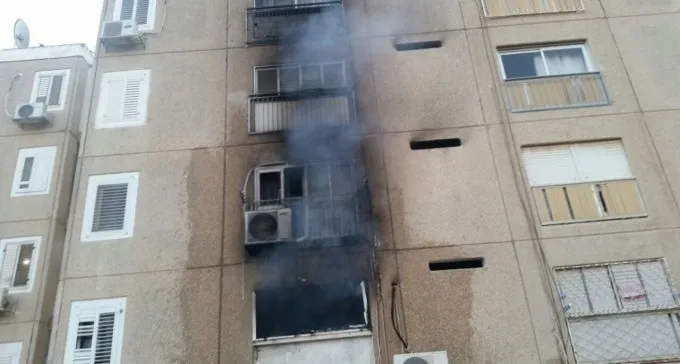 21 נפגעו בדליקה בדימונה