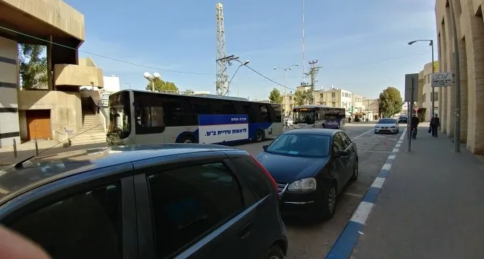 מתנה לחג: מתי ואיפה תוכלו לחנות בכחול-לבן בחינם בב''ש?