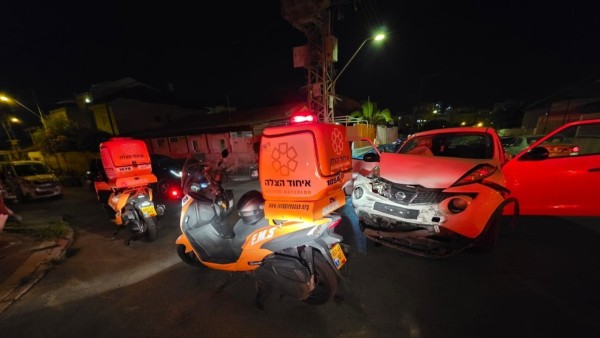 שישה פצועים בתאונה בין שני כלי רכב ברחוב ראובן בבאר שבע