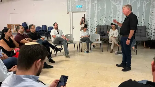 שר הנגב והח''כית מבאר שבע בסיור משותף: ''הנגב לא מחכה – עכשיו תור המדינה''
